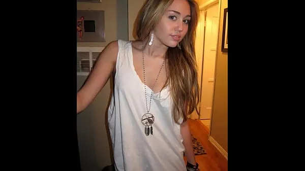 XXX Miley Cyrus can't be tamed posnetki Videoposnetki