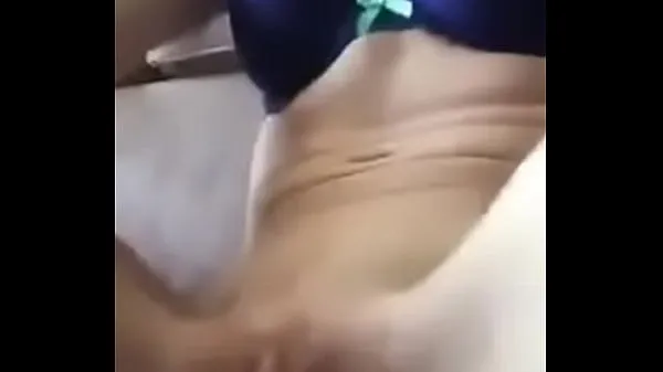 XXX Young girl masturbating with vibrator clip Video