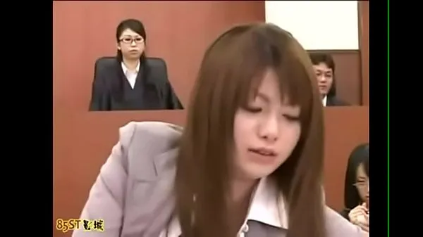 XXX Invisible man in asian courtroom - Title Please klip videoer