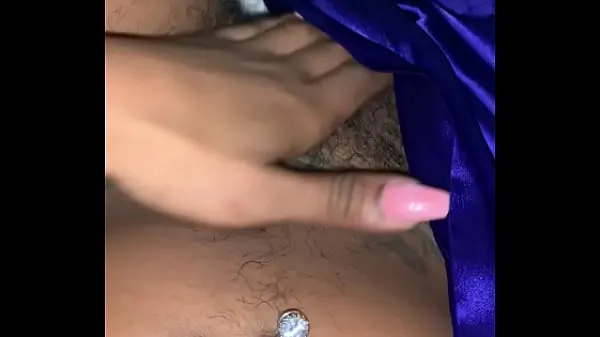 XXX Showing A Peek Of My Furry Pussy On Snap **Click The Link剪辑视频