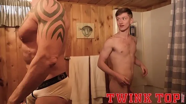XXX TWINKTOP - Hung twink stud fucks older silver muscle bareback clips Videos