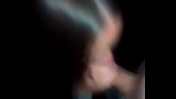 XXX My girlfriend sucking a friend's cock while I film klipp Videoer
