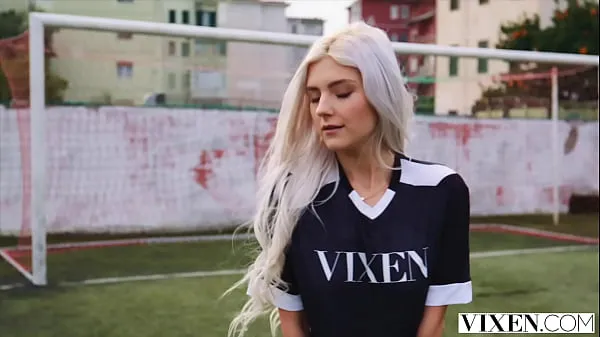 XXX VIXEN Fangirl Eva Elfie seduces her favourite soccer star clips Videos
