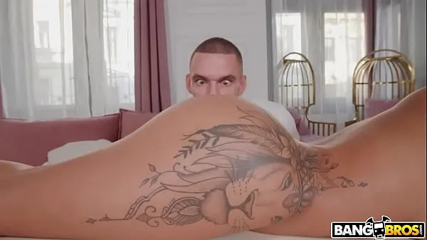 XXX Huge Tits Massage clips Videos